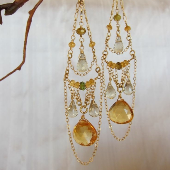 Jewelry - Picture 4 of 12